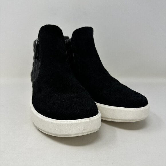 Clarks Ankle Boots Layton Scene black leather zip quilted Size 9.5M - Picture 2 of 13